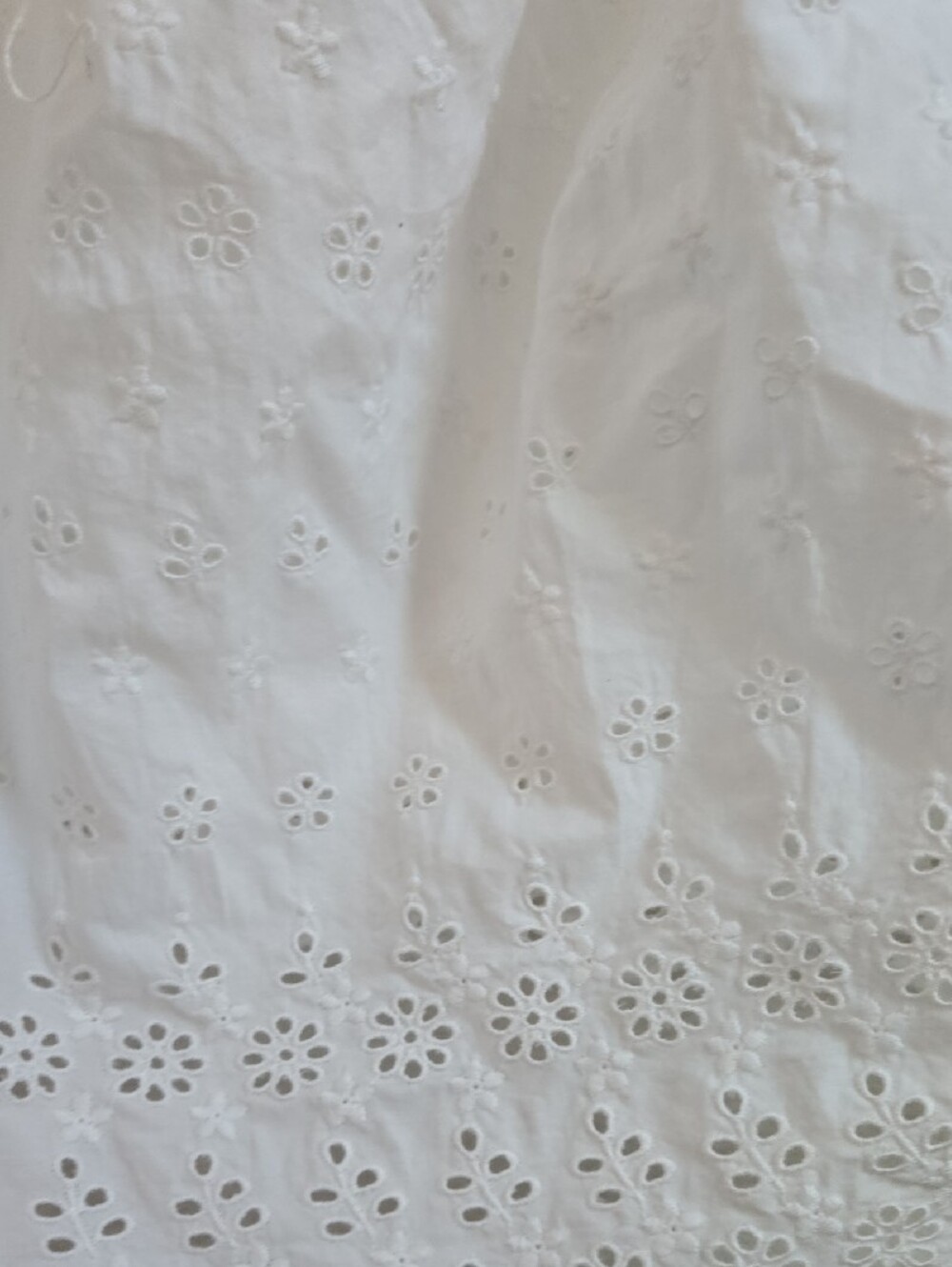 GAP x Doen White Eyelet Square-Neck Camisole - Picture 4 of 5